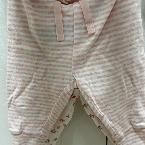NWT - Baby Gap - baby’s first favourites 3 pack comfy pants. - Picture 3 of 4